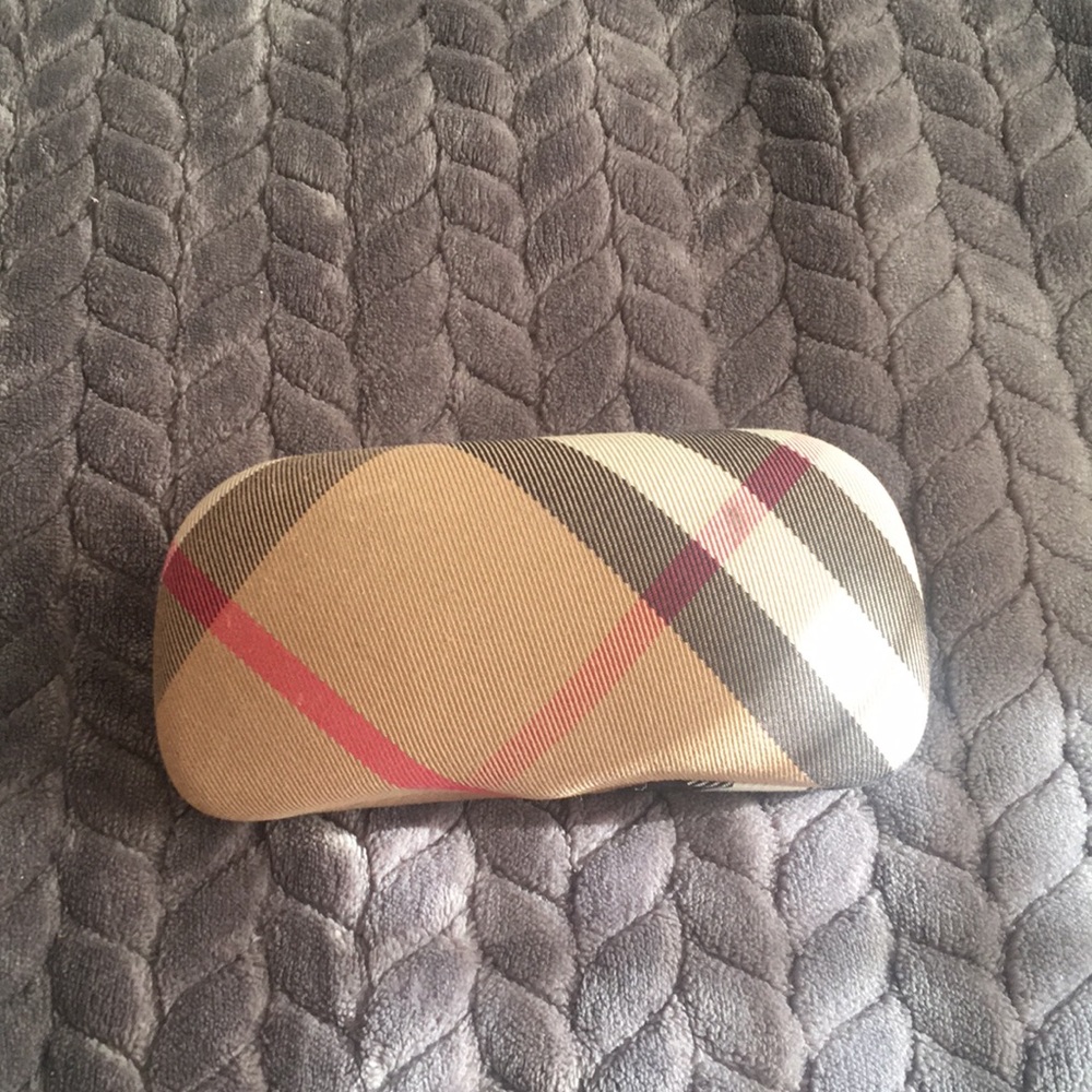 Burberry sunglasses case